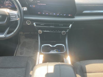 2025 Chevrolet Traverse LT 2LT