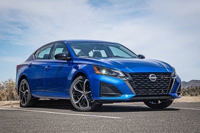 2025 Nissan Altima 2.5 SR