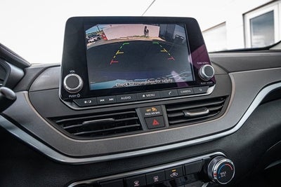 2025 Nissan Altima 2.5 SR