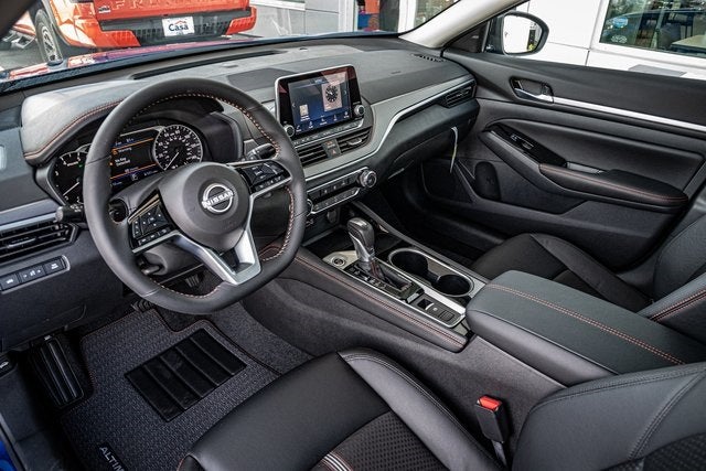 2025 Nissan Altima 2.5 SR