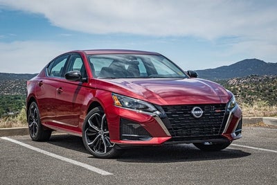 2025 Nissan Altima 2.5 SR