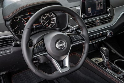 2025 Nissan Altima 2.5 SR