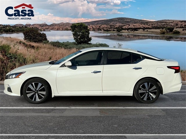 2022 Nissan Altima 2.5 SV