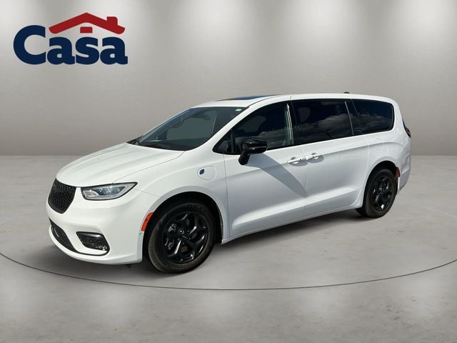 2023 Chrysler Pacifica Hybrid Limited