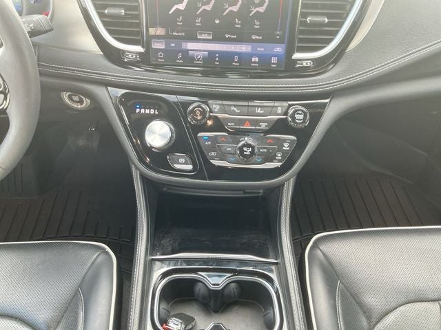 2023 Chrysler Pacifica Hybrid Limited