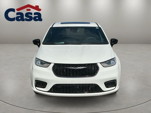 2023 Chrysler Pacifica Hybrid Limited