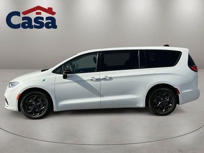 2023 Chrysler Pacifica Hybrid Limited