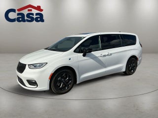 2023 Chrysler Pacifica Hybrid Limited