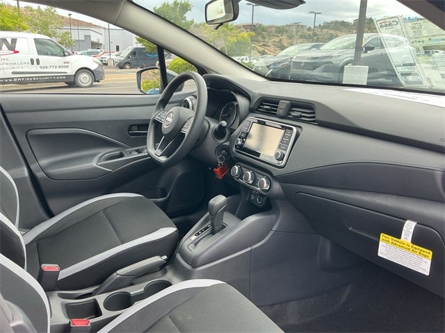 2025 Nissan Versa 1.6 S