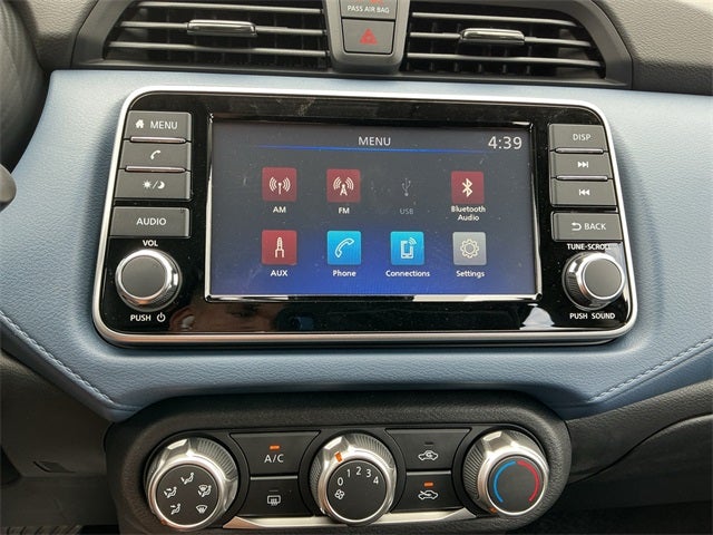 2025 Nissan Versa 1.6 SV