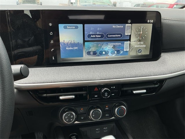 2025 Nissan Kicks SV