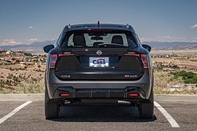 2025 Nissan Kicks SR