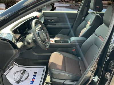 2025 Nissan Kicks SR