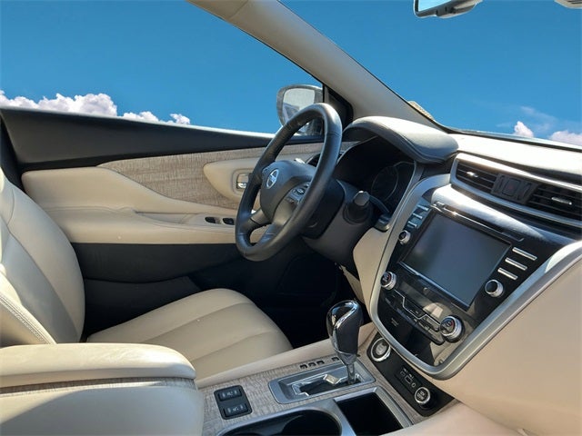 2022 Nissan Murano SV