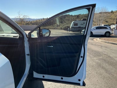 2025 Nissan Murano SV