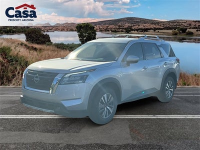 2025 Nissan Pathfinder SL