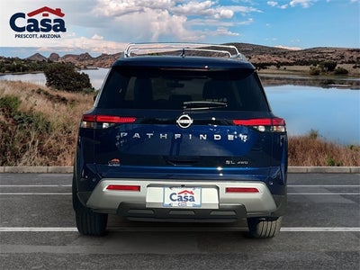 2025 Nissan Pathfinder SL