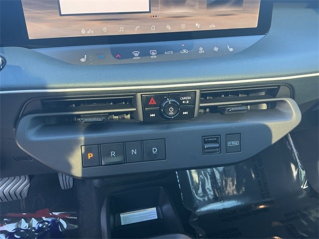 2026 Nissan Leaf PLATINUM+