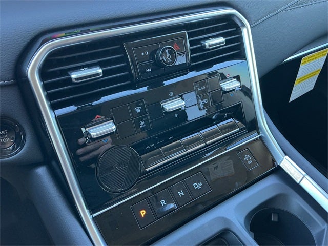 2026 Nissan Armada SV