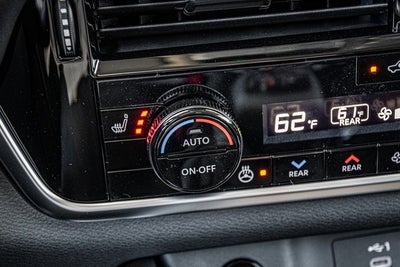 2025 Nissan Rogue SL