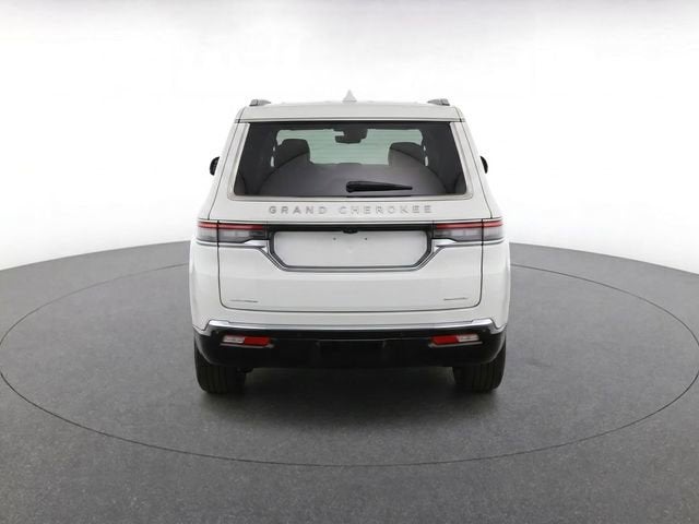 2023 Jeep Grand Wagoneer L 4x4