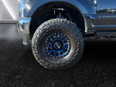 2022 Ford F-350 LARIAT