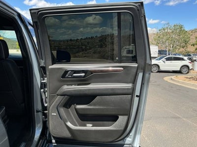 2025 Chevrolet Suburban Premier