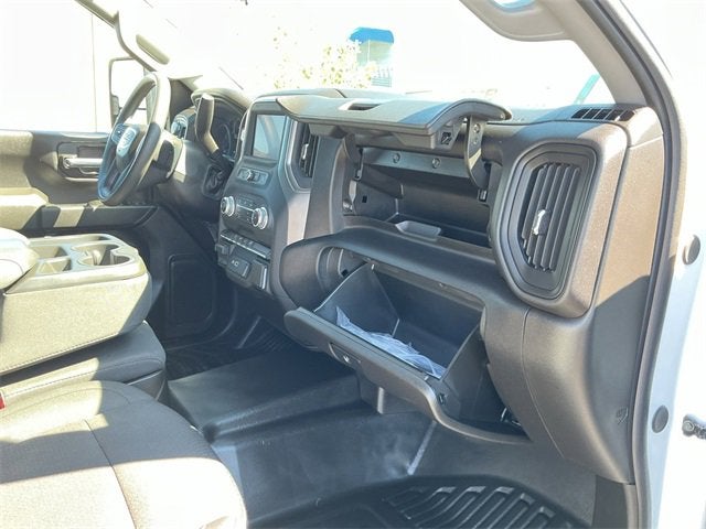 2025 GMC Sierra 2500 HD Pro