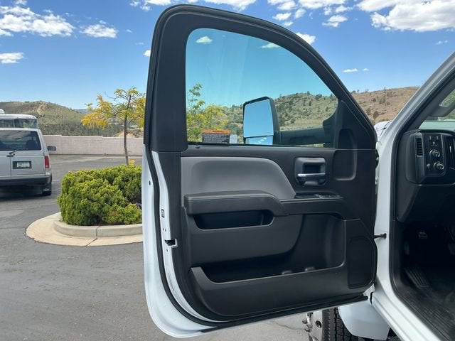 2022 Chevrolet Silverado 4500 HD Work Truck