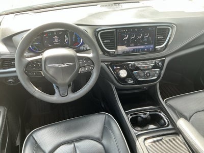 2023 Chrysler Pacifica Hybrid Limited