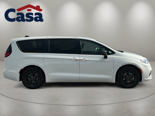 2023 Chrysler Pacifica Hybrid Limited