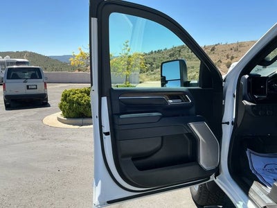 2024 Chevrolet Silverado 3500 HD High Country