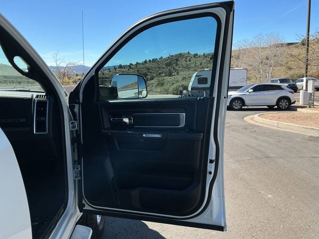 2018 RAM 3500 Limited Crew Cab 4x4 6'4" Box