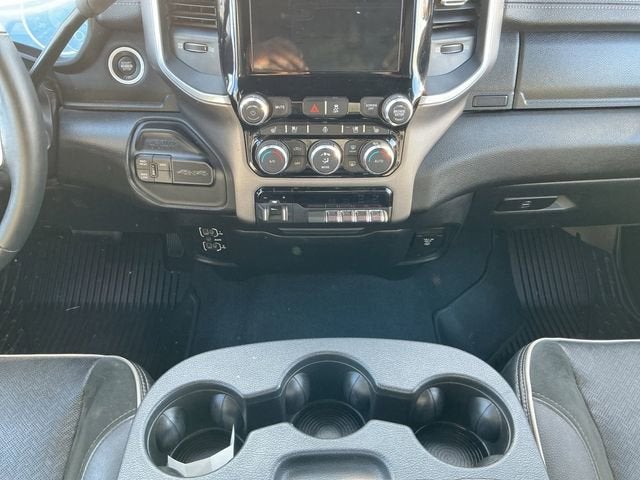 2020 RAM 3500 Laramie Crew Cab 4x4 8' Box