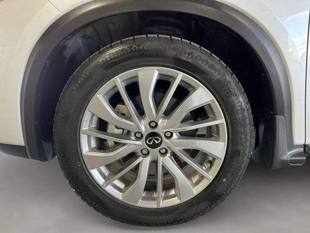 2023 INFINITI QX50 LUXE AWD