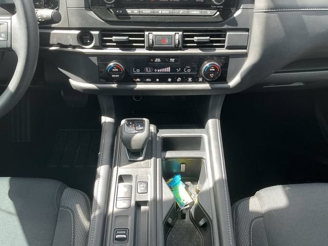 2025 Nissan Pathfinder S FWD