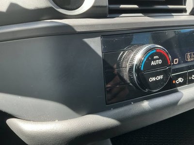 2025 Nissan Pathfinder S FWD