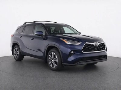 2025 Toyota Highlander Hybrid XLE