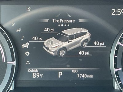 2025 Toyota Highlander Hybrid XLE