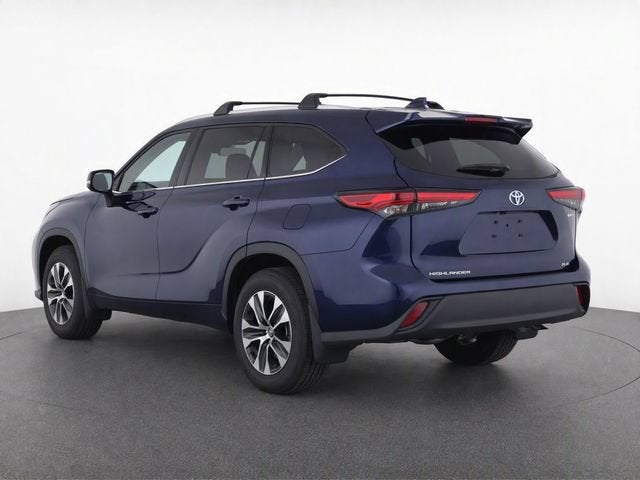 2025 Toyota Highlander Hybrid XLE