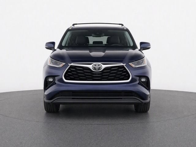 2025 Toyota Highlander Hybrid XLE