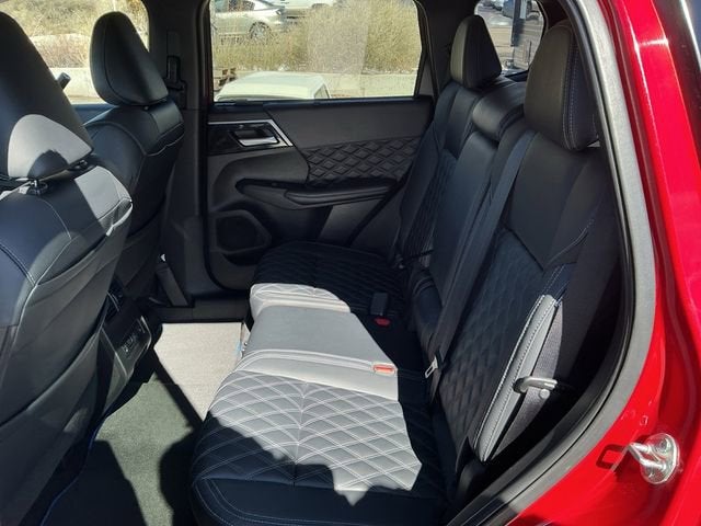 2023 Mitsubishi Outlander PHEV SEL S-AWC