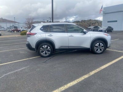 2023 Nissan Rogue SV FWD