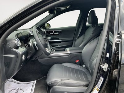 2025 Mercedes-Benz C 300 C 300