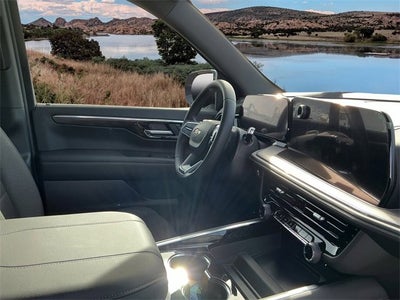 2025 Chevrolet Tahoe LS