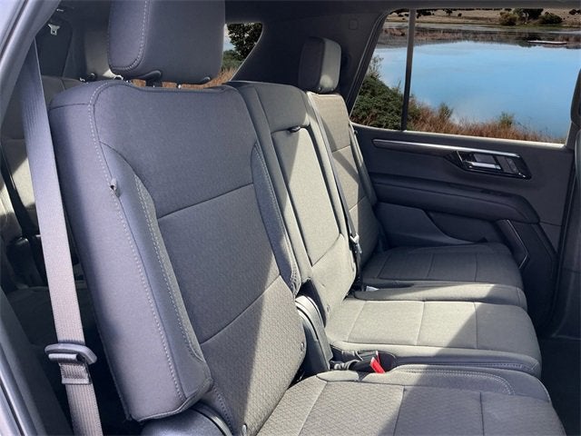 2025 Chevrolet Tahoe LS