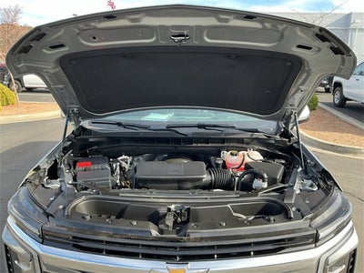 2025 Chevrolet Tahoe LS