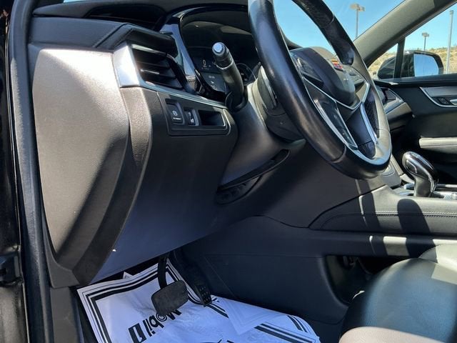 2022 Cadillac XT5 Luxury