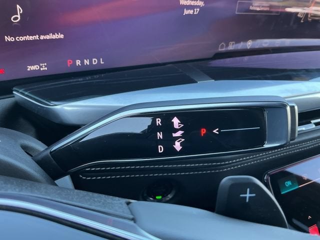 2025 Cadillac Escalade Sport