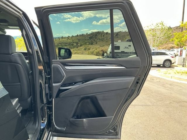 2025 Cadillac Escalade Sport